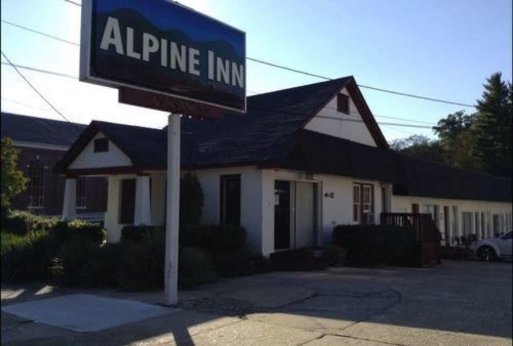 Alpine Inn Hot Springs Eksteriør billede